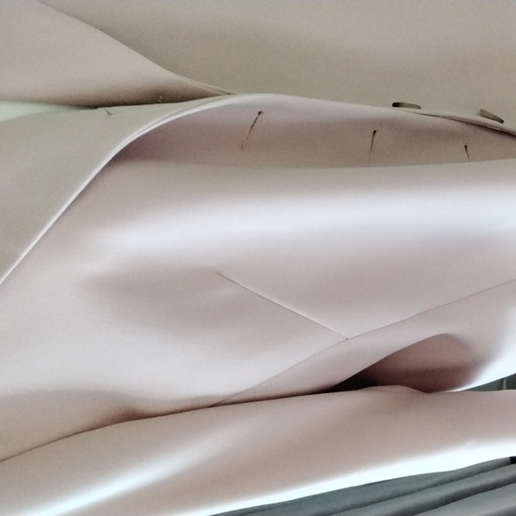 Ladies 2 piece skirt suit - Picture 3 of 12